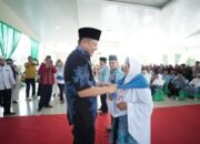 Jamaah Haji OKUT Kloter Tambahan Diberangkatkan