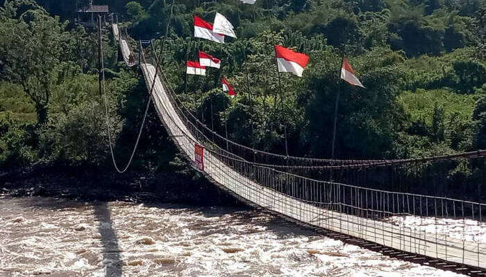 Jembatan Permanen Dibangun, Jembatan Gantung Paling Ekstrim Terpanjang di Sumsel Bakal Tersingkir