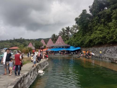 Pemandian Air Panas Danau Ranau