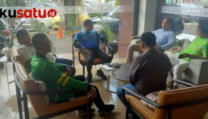 Popo Ali Sambangi Lahat, Beri Support Atlet OKU Selatan 