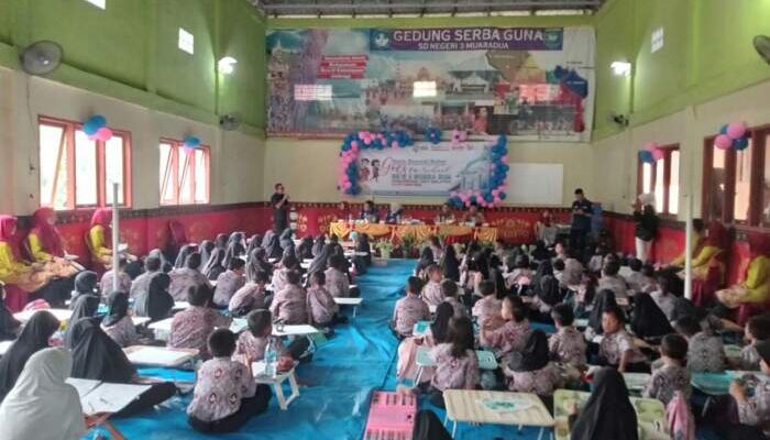 Dongkrak Kreatifitas Siswa di Bidang Seni