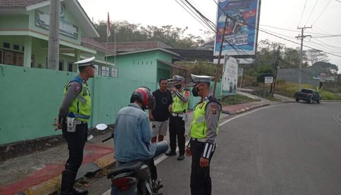 Kendaraan Ditilang, Belasan Pelanggar di OKU Selatan Nyengir