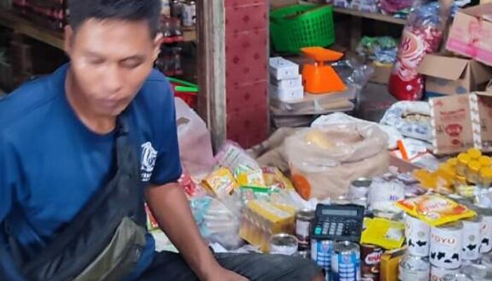 Buru-buru Belanja Bahan Kue, Mumpung Belum Berubah Harga