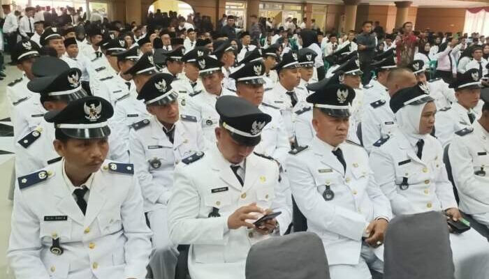 Jabatan Diperpanjang, Minta Gaji Ditambah, Mantab Lur