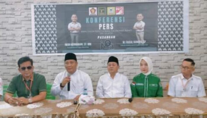 Masyarakat Oku Selatan Padati Deklarasi Pasangan INOVA