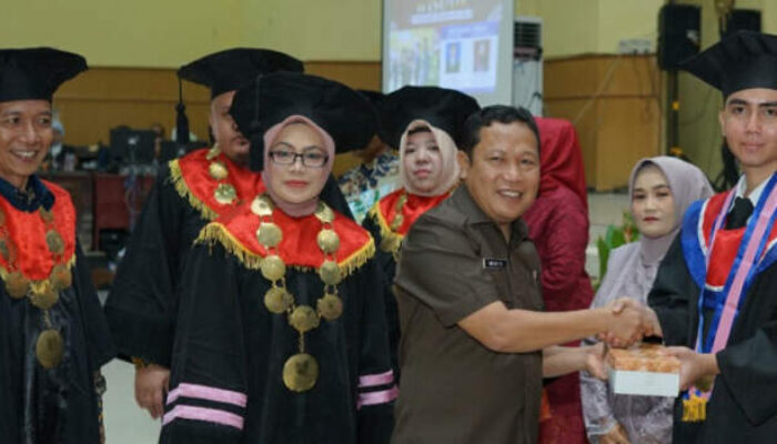 Wisuda Angkatan V Unmaha Baturaja, Rektor : Wisudawan Banyak Membantu Dunia Usaha dan Industri