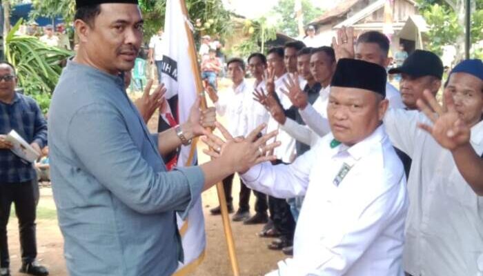 Warga Sido Rahayu Harapkan Pembangunan Jalan, Abusama : Usai Mencoblos Langsung Naikkan Alat Berat