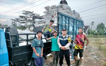 Bhabinkamtibmas Polsek Muaradua Aipda Pitriadi Perkirakan Hasil Panen Jagung Tembus 18 Ton