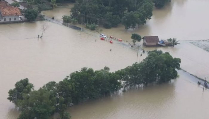 Pemkab OKU Timur Percepat Pemulihan Banjir di 34 Desa