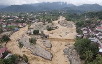 Bukan Sekadar Cuaca, Ini 5 Akar Krisis Bencana Ekologis di Sumatra