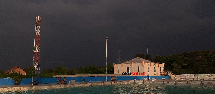 Delapan wilayah di Sumatera Selatan diberi peringatan BMKG untuk mewaspadai cuaca beberapa hari kedepan. Pasalnya, sepuluh wilayah ini diperkirakan bakal terjadi hujan sedang hingga lebat.