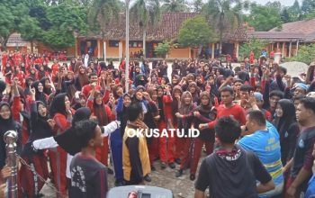 Ratusan Pelajar SMKN 1 OKU Selatan Unjuk Rasa, Tuntut Kepsek dan Waka Lengser, Ini Pemicunya