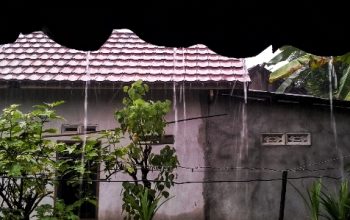 Hujan Deras Gempur Sumsel Siang – Dini Hari, Waspada Lima Daerah Hujan Disertai Petir