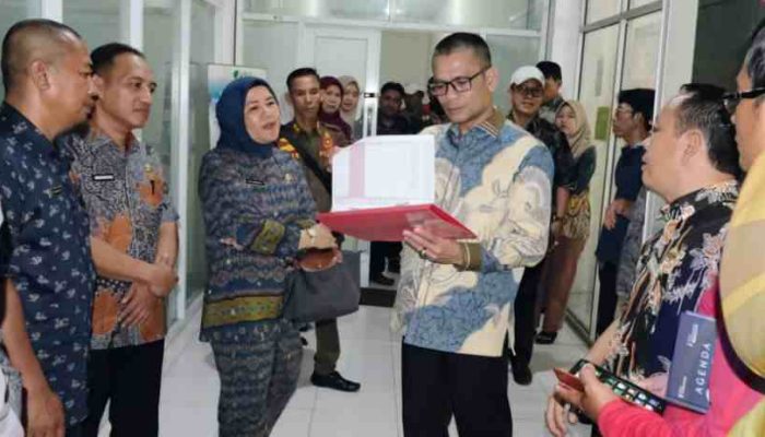 Sekda OKU Selatan Sidak OPD dan Pelayanan RSUD Muaradua