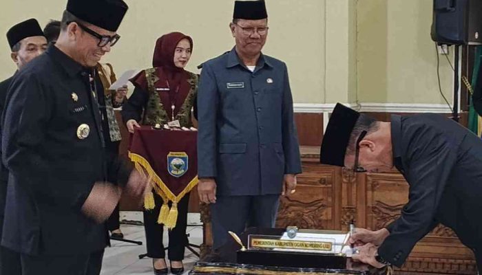 Romson Fitri Jabat Komisaris anggota BPR Baturaja