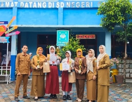 Peserta didik SDN 4 OKU berhasil meraih juara 2 dan 3 pada lomba matematika dan sains.