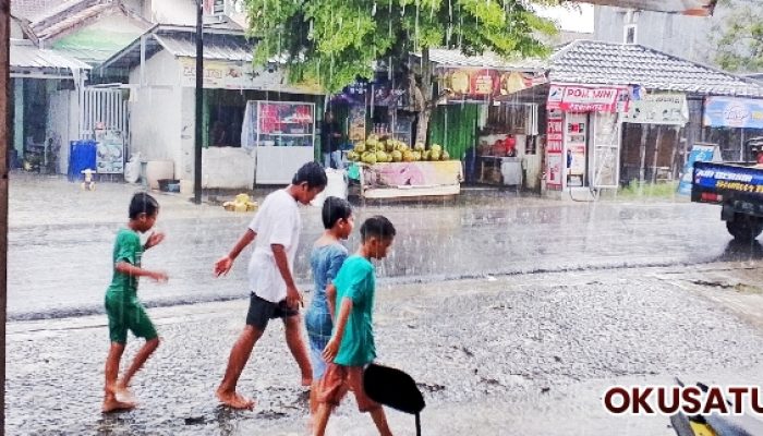 Dua Belas Wilayah Dicecar Hujan Deras Disertai Petir, Selain OKU Raya Ini Wilayah Lainnya di Sumsel