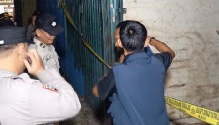 Enam Kios Pasar Atas Dipasang Garis Polisi, Ada Apa ?