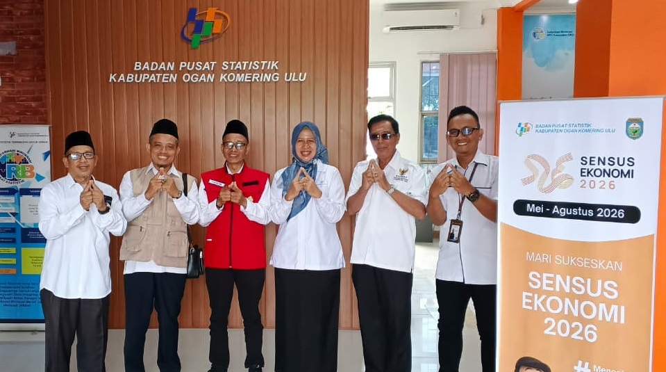 Pimpinan Baznas OKU berkunjung ke BPS OKU terkait kerjasama pendataan warga miskin.