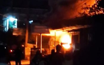 Breaking News ! Diduga Kebakaran Kios di Pasar Sriwijaya