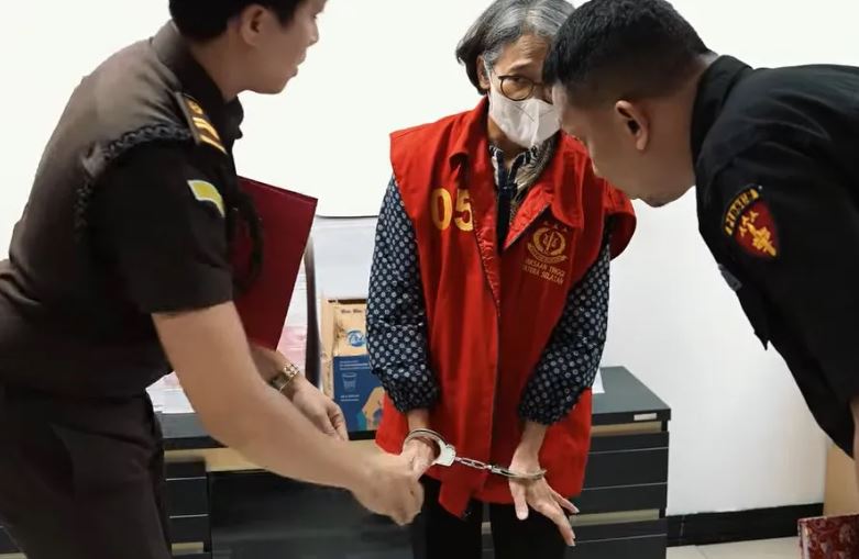 Lima tersangka kasus kredit bermasalah bank negara resmi ditahan oleh Kejati Sumsel.