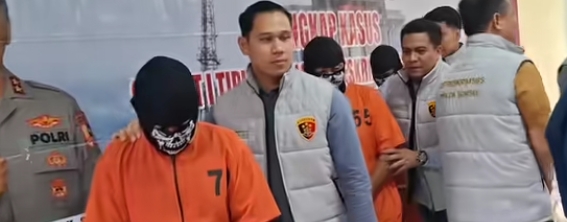 Para pelaku menyelewengkan dua jenis pupuk. Antara lain : jenis Urea, dan NPK Phonska yang alokasinya untuk petani di Kabupaten OKU.