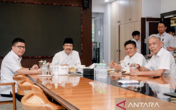 Sekolah Rakyat (SR) akan dibangun di Kabupaten OKU Timur. Fasilitas pendidikan gratis yang dikhususkan untuk rakyat miskin ini, akan memanfaatkan lahan 9,6 hektare.