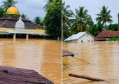 Banjir Bandang Terjang Karang Jaya Muratara, Masjid dan Permukiman Warga  Nyaris Tenggelam