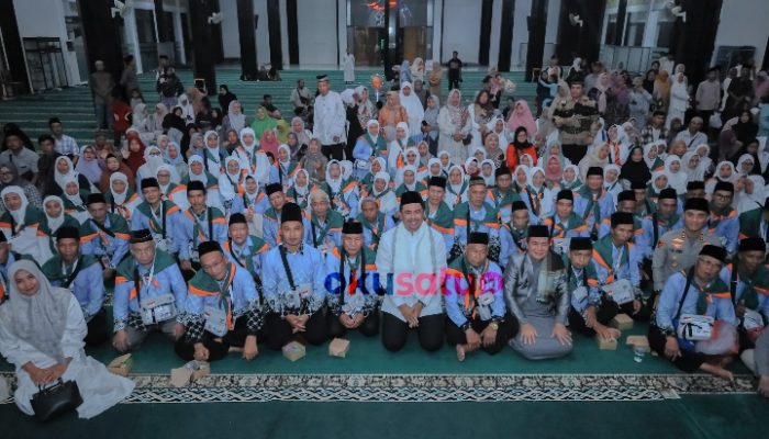 125 Orang Jamaah Calon Haji Oku Selatan Dapat Uang Saku, Bupati : Jaga Kesehatan dan Saling Menjaga