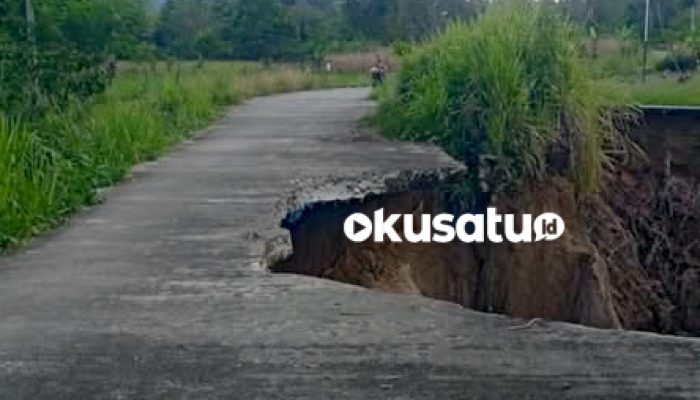 Jalan Nyaris Putus! Warga Talang Baru – Bunga Mas Buay Sandang Aji OKUS Diminta Ekstra Hati-Hati Saat Melintas