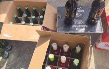 Satpol PP Sita Puluhan Botol Miras dari Pagar Dewa